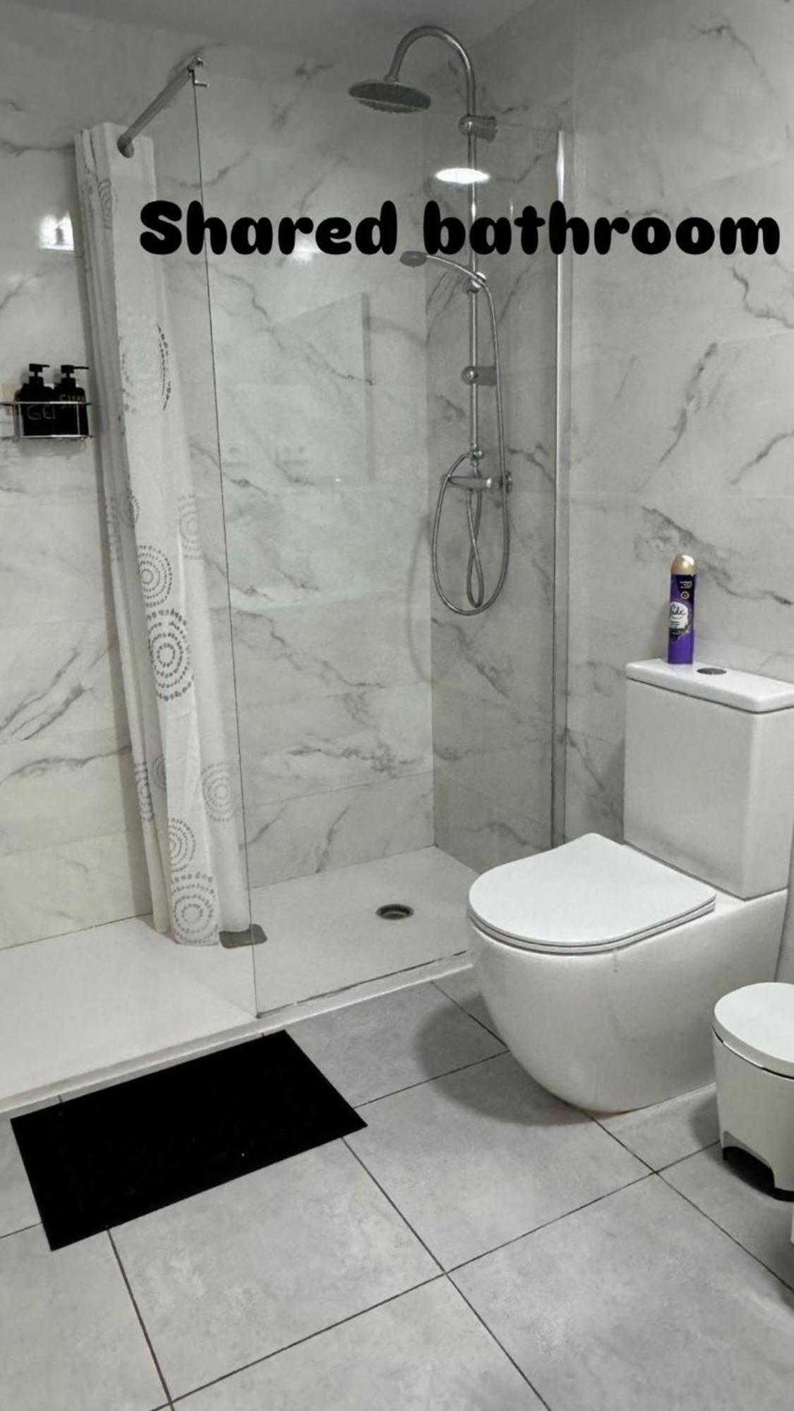 In Spacious In Center Apartamento *