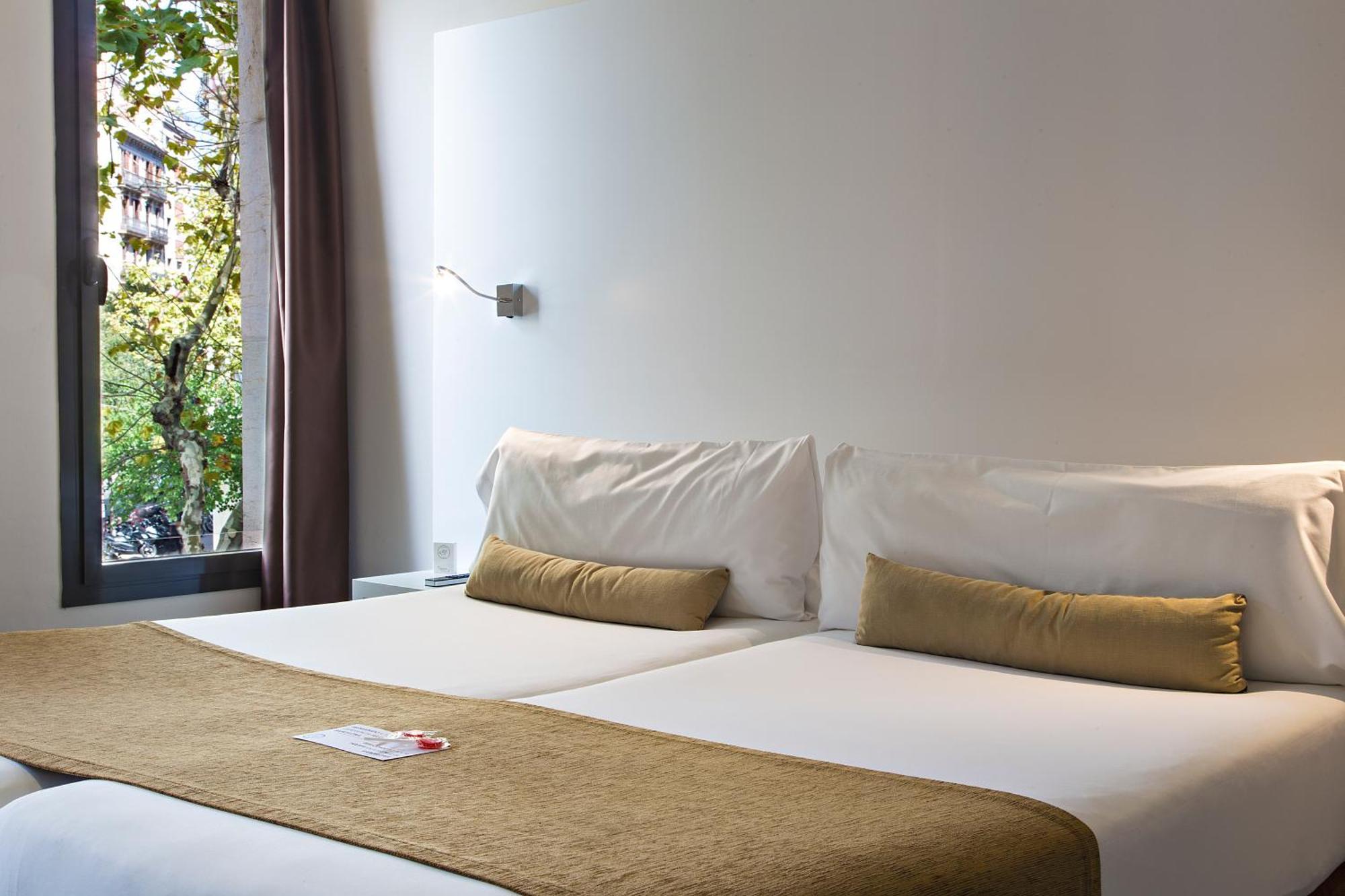 Hotel Bcn Urbaness Del Comte 2*