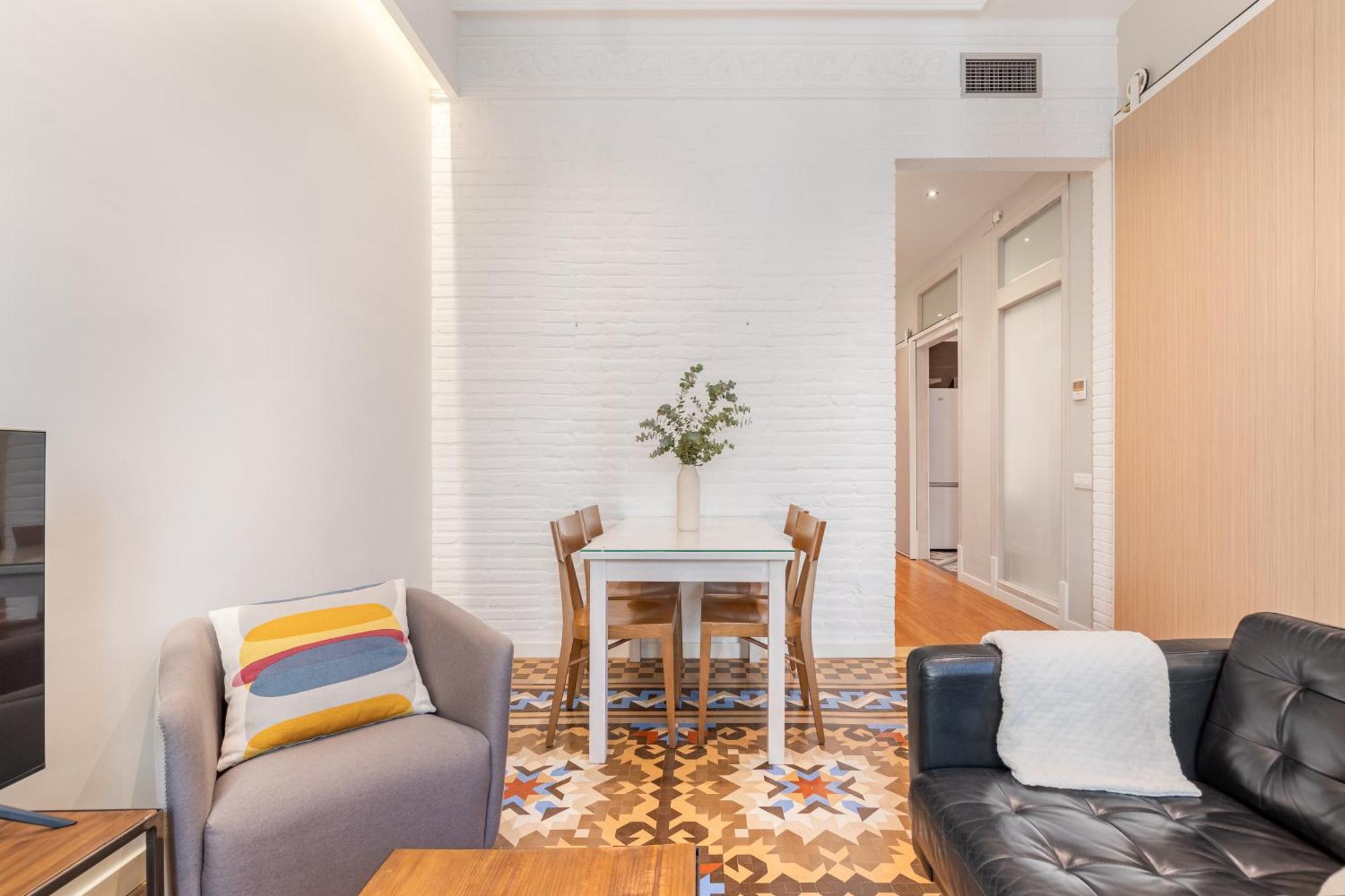 Apartment Fuster By Aspasios