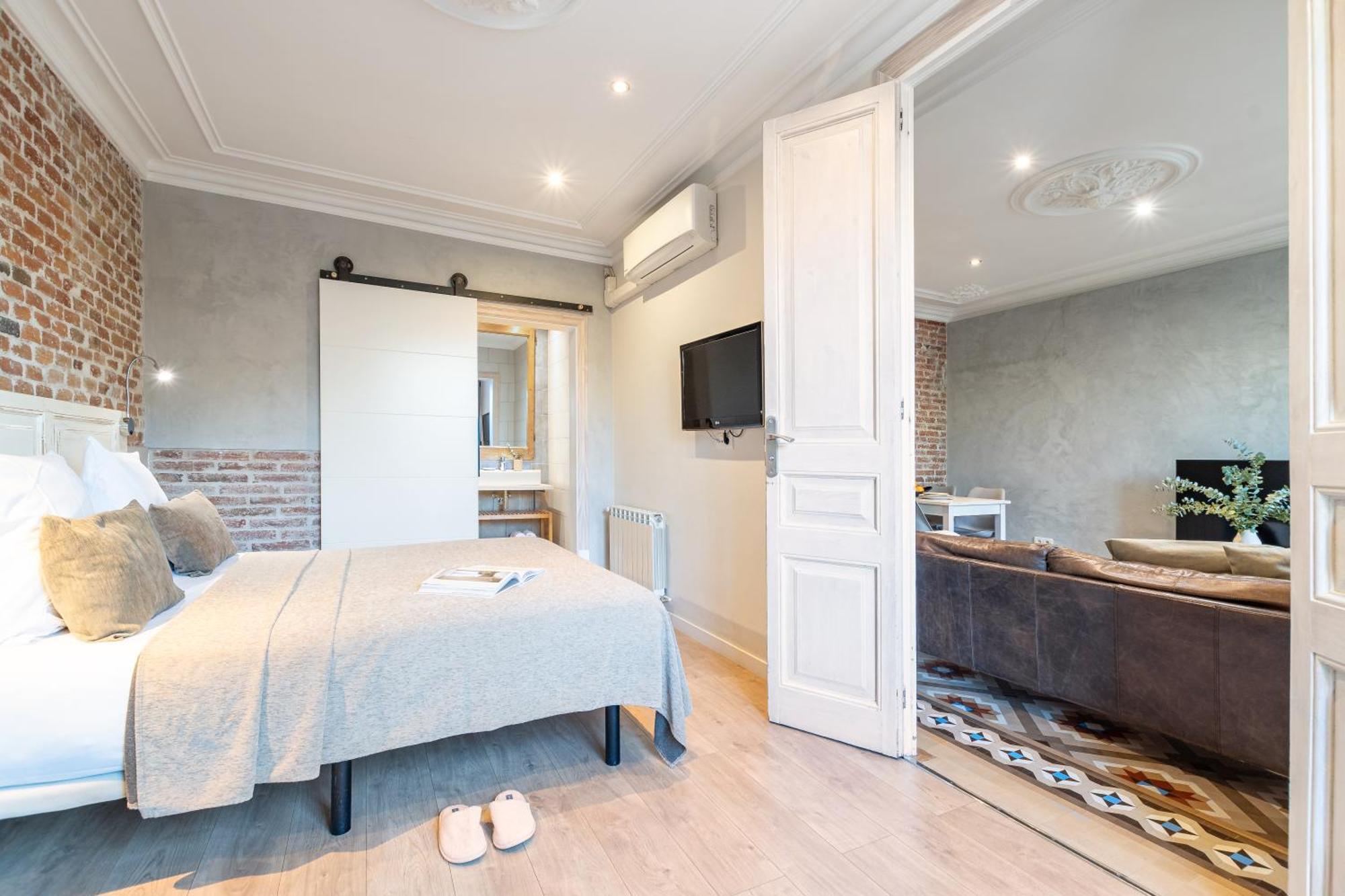 Fuster By Aspasios Apartment