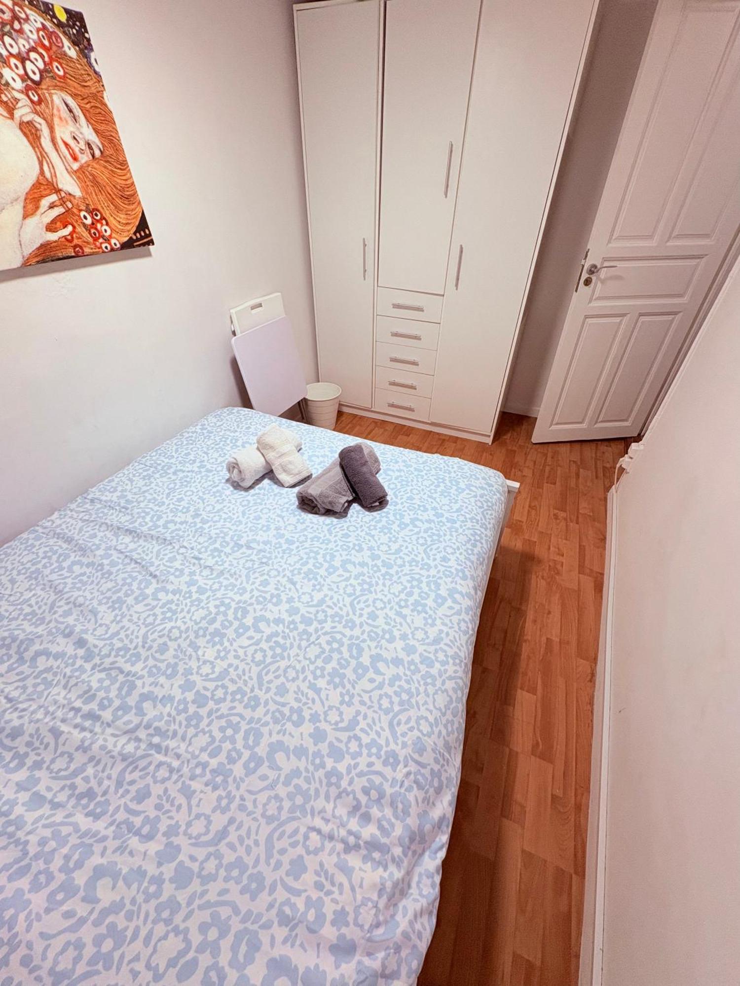 Apartamento Stunning Flat For 6 People 3 Blocks From The Welcome Breakfast Barcelona