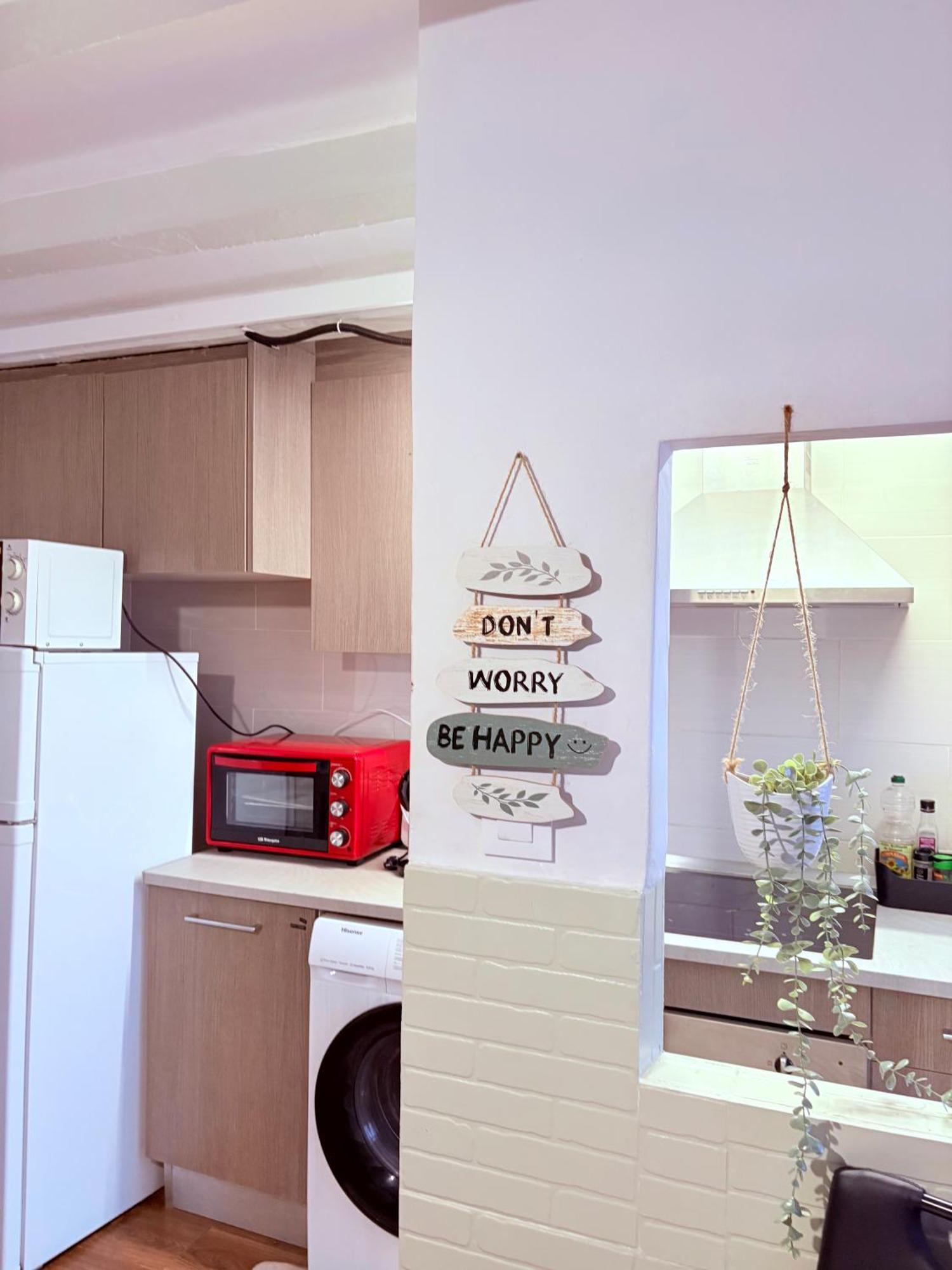 Stunning Flat For 6 People 3 Blocks From The Welcome Breakfast