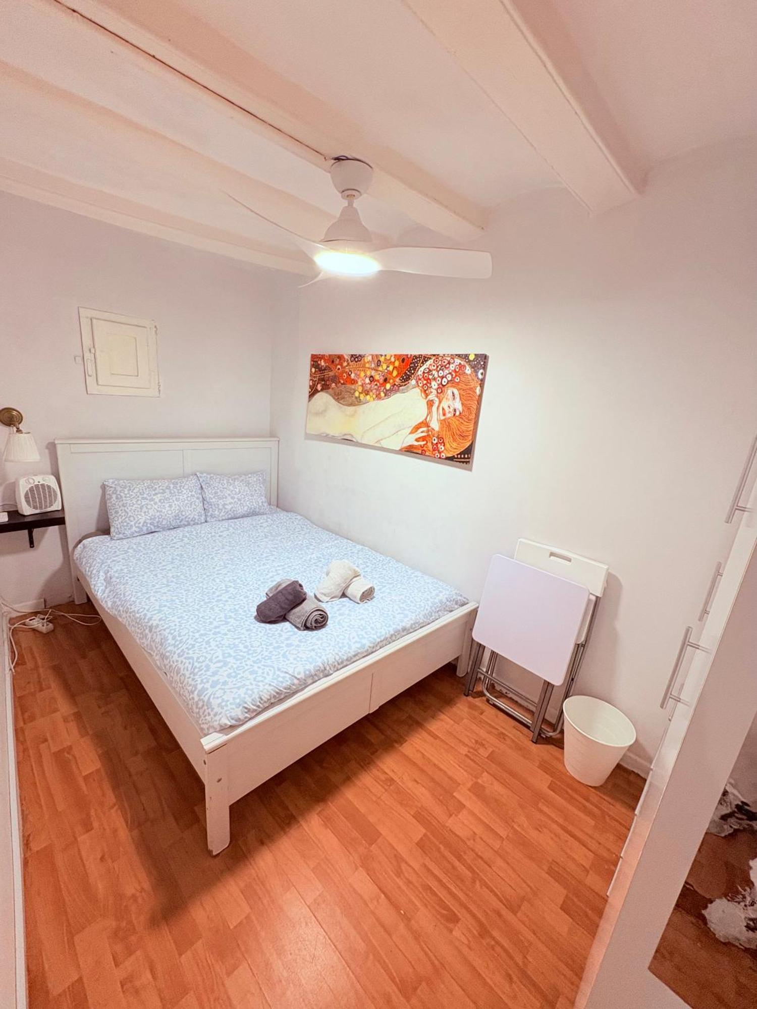 Apartamento Stunning Flat For 6 People 3 Blocks From The Welcome Breakfast Barcelona