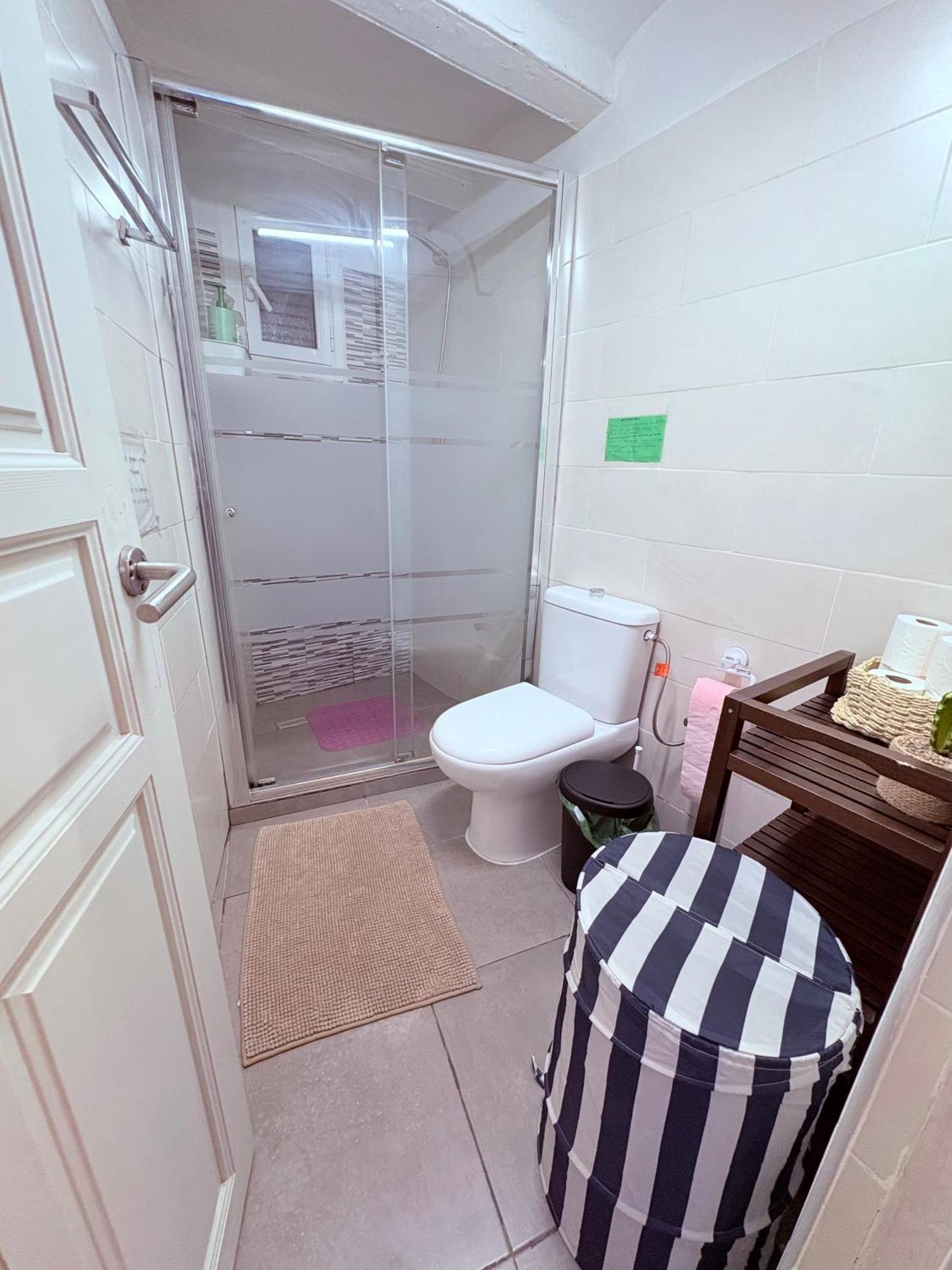 Stunning Flat For 6 People 3 Blocks From The Welcome Breakfast *