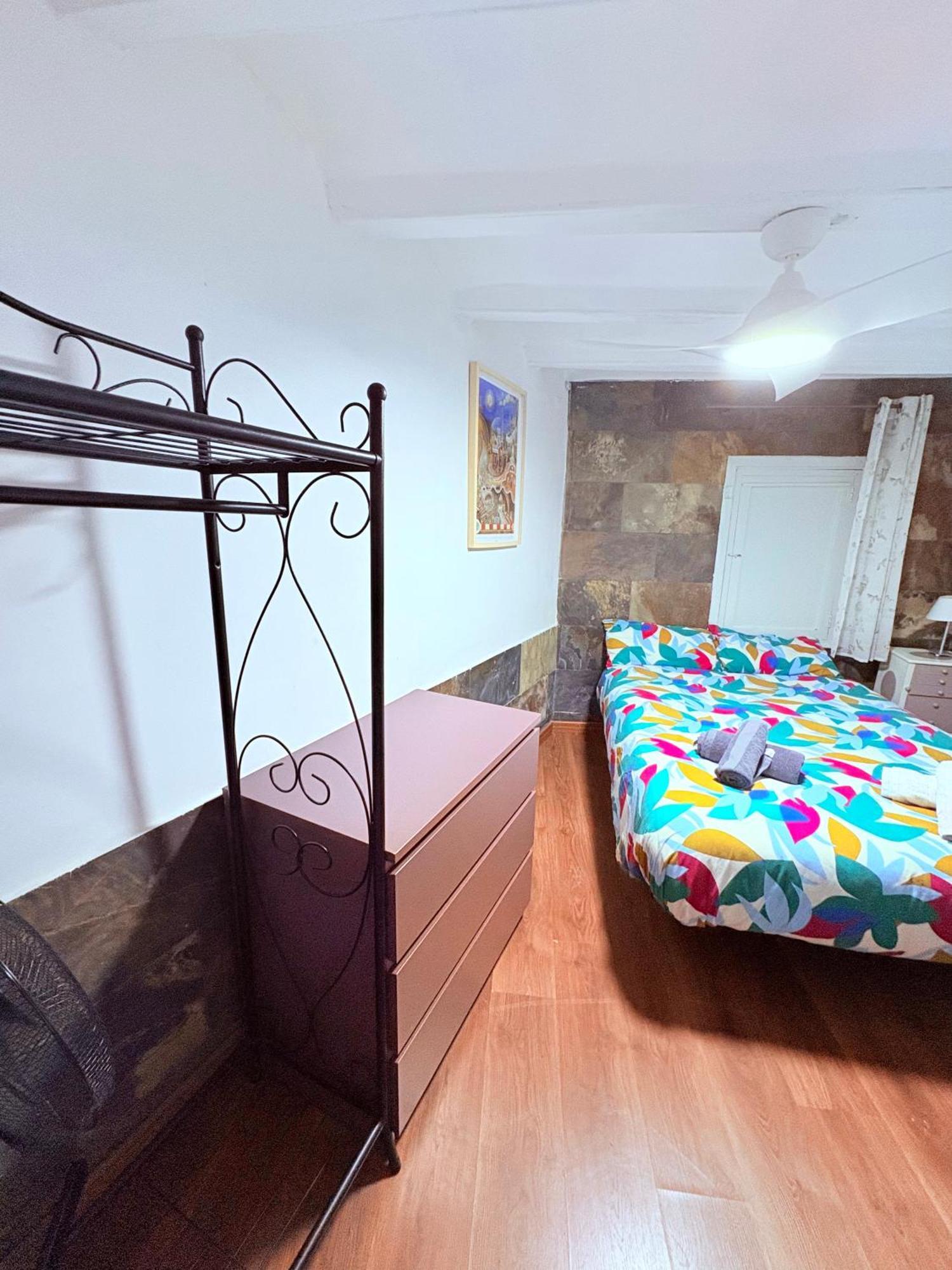 Apartamento Stunning Flat For 6 People 3 Blocks From The Welcome Breakfast