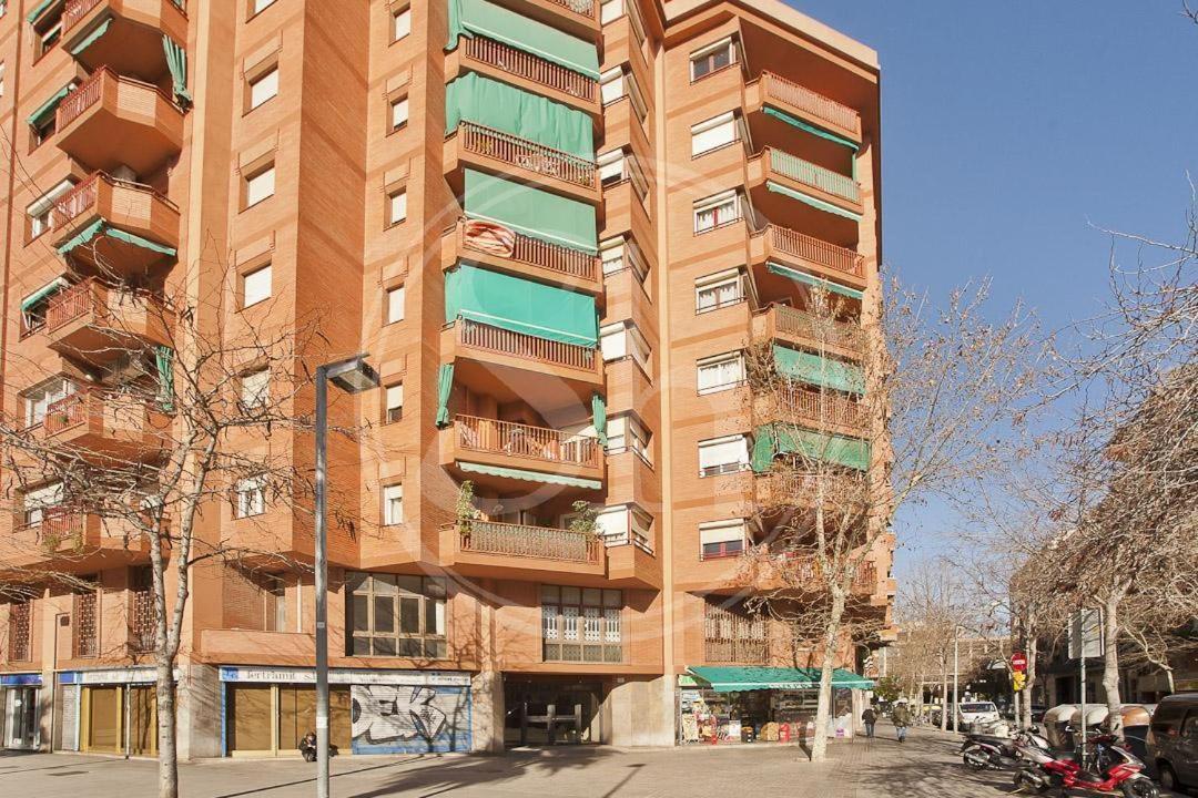 Bonito En Monumental Barcelona