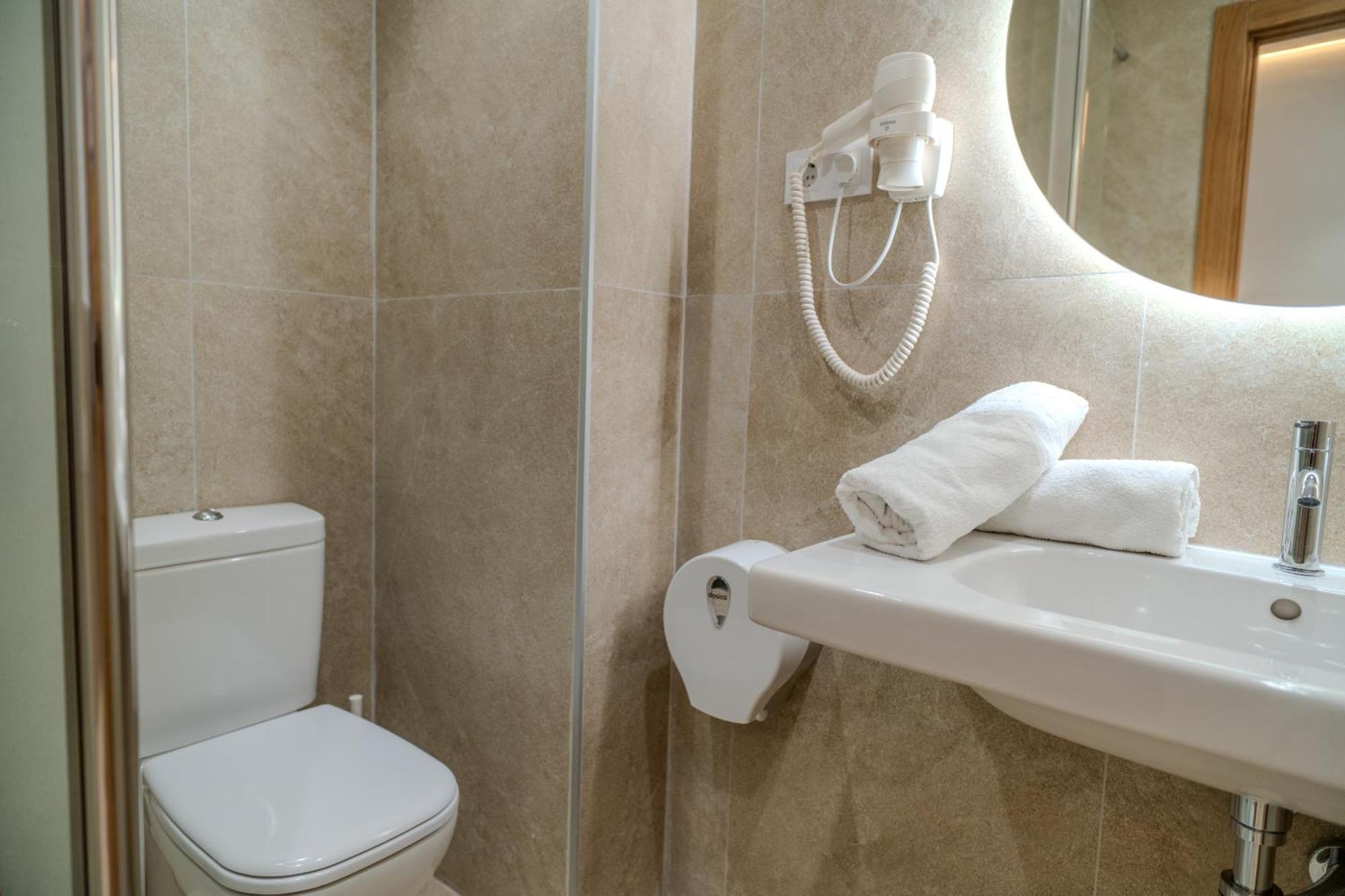 Holidaysbcn Hostal Barcelona