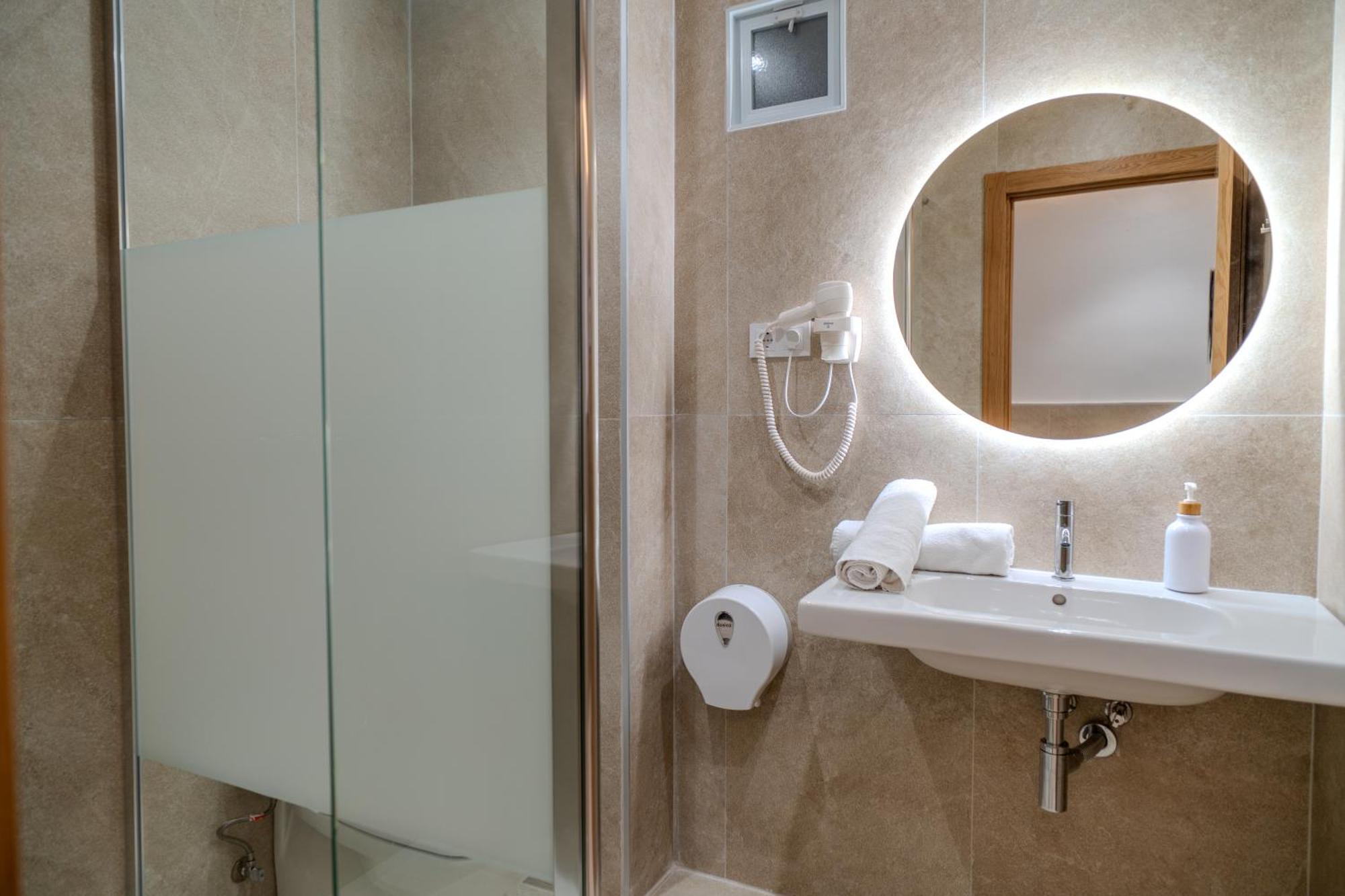 Holidaysbcn Hostal Barcelona