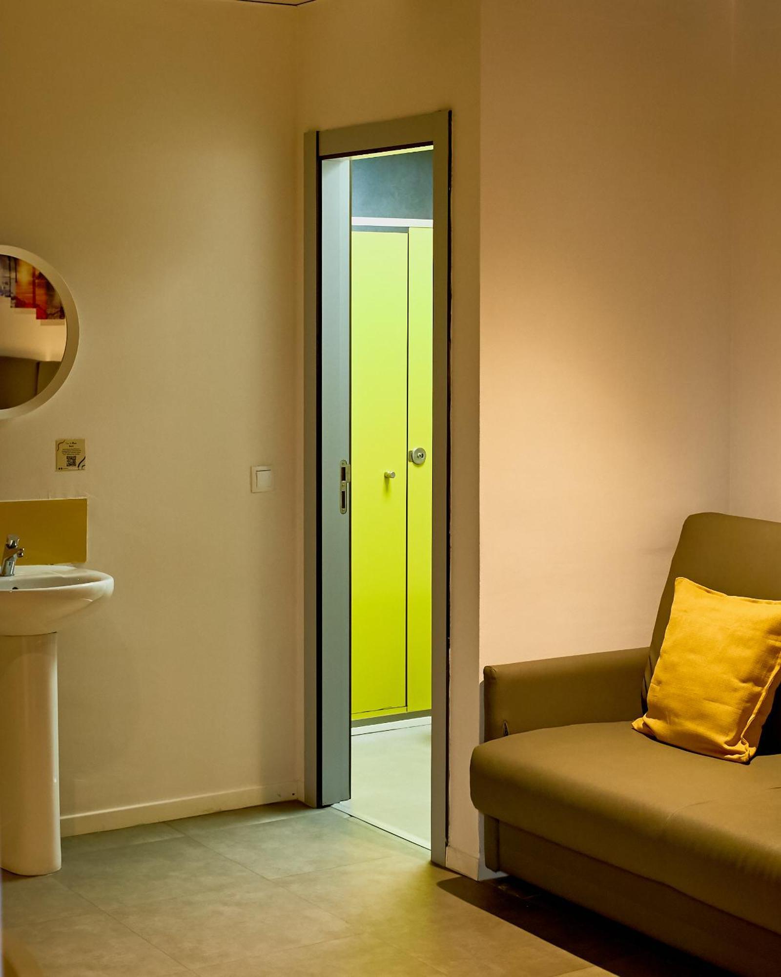 Hostel Sun & Moon Barcelona