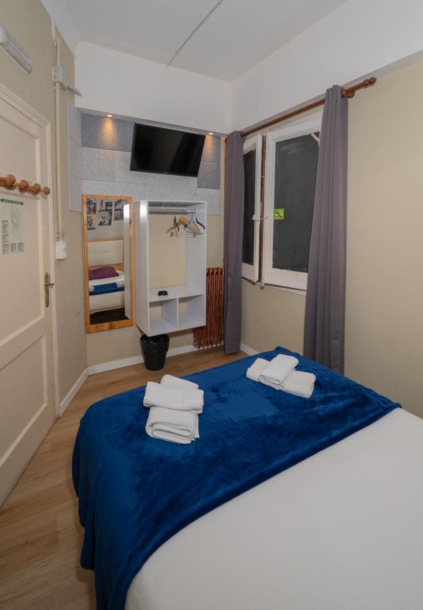 Hostal Wow *