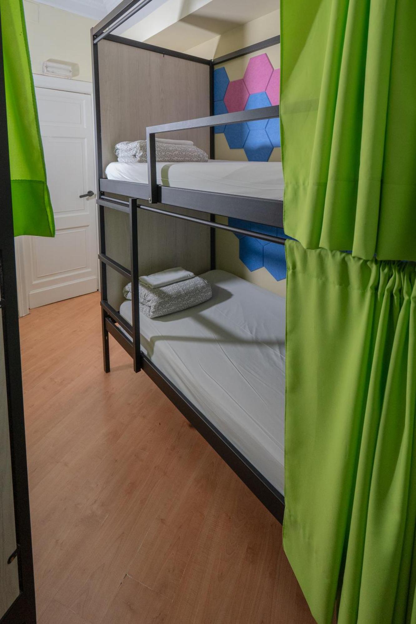 Wow Hostal Barcelona