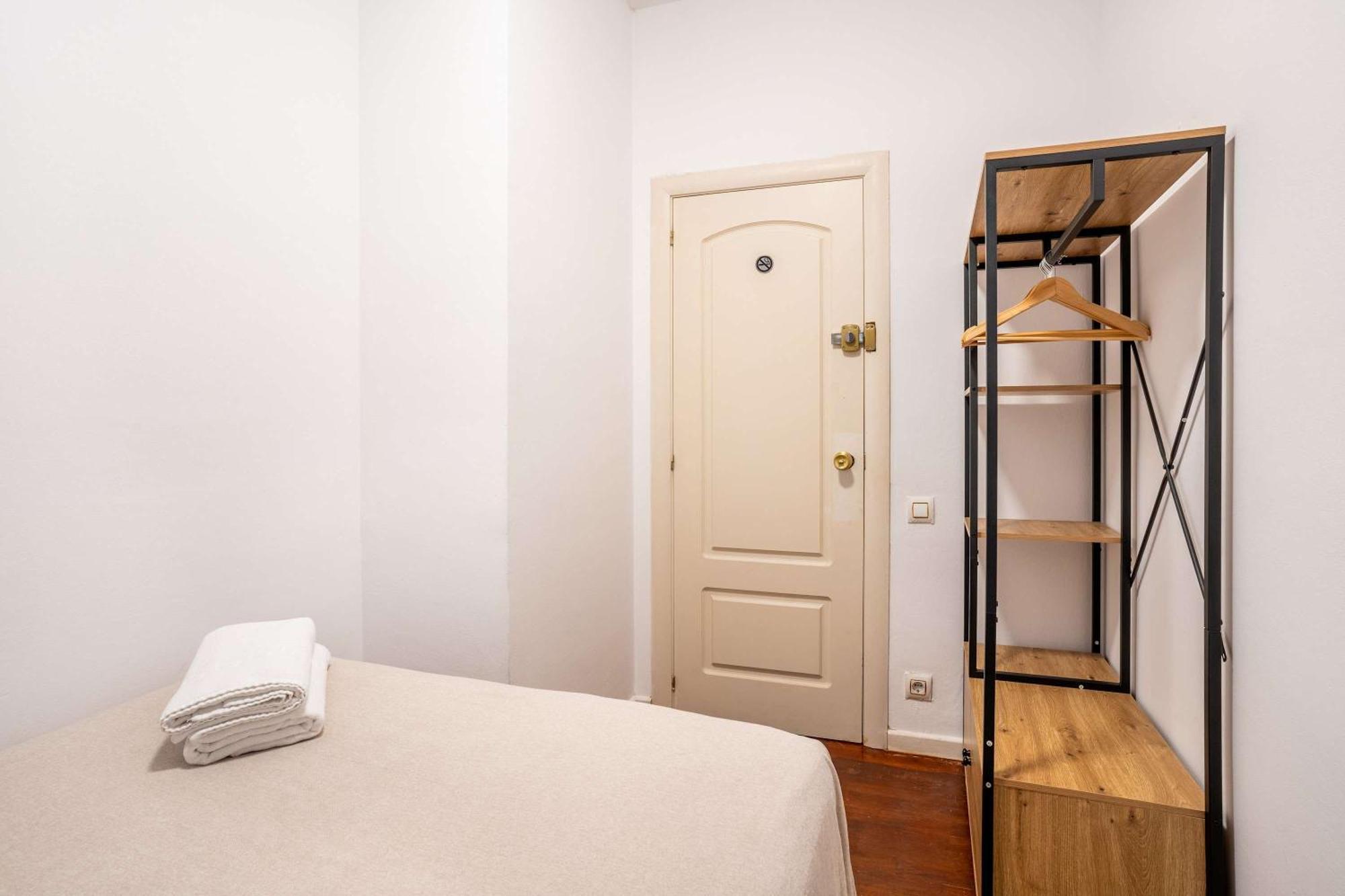 Next To Sagrada Familia 4-bedroom * Barcelona