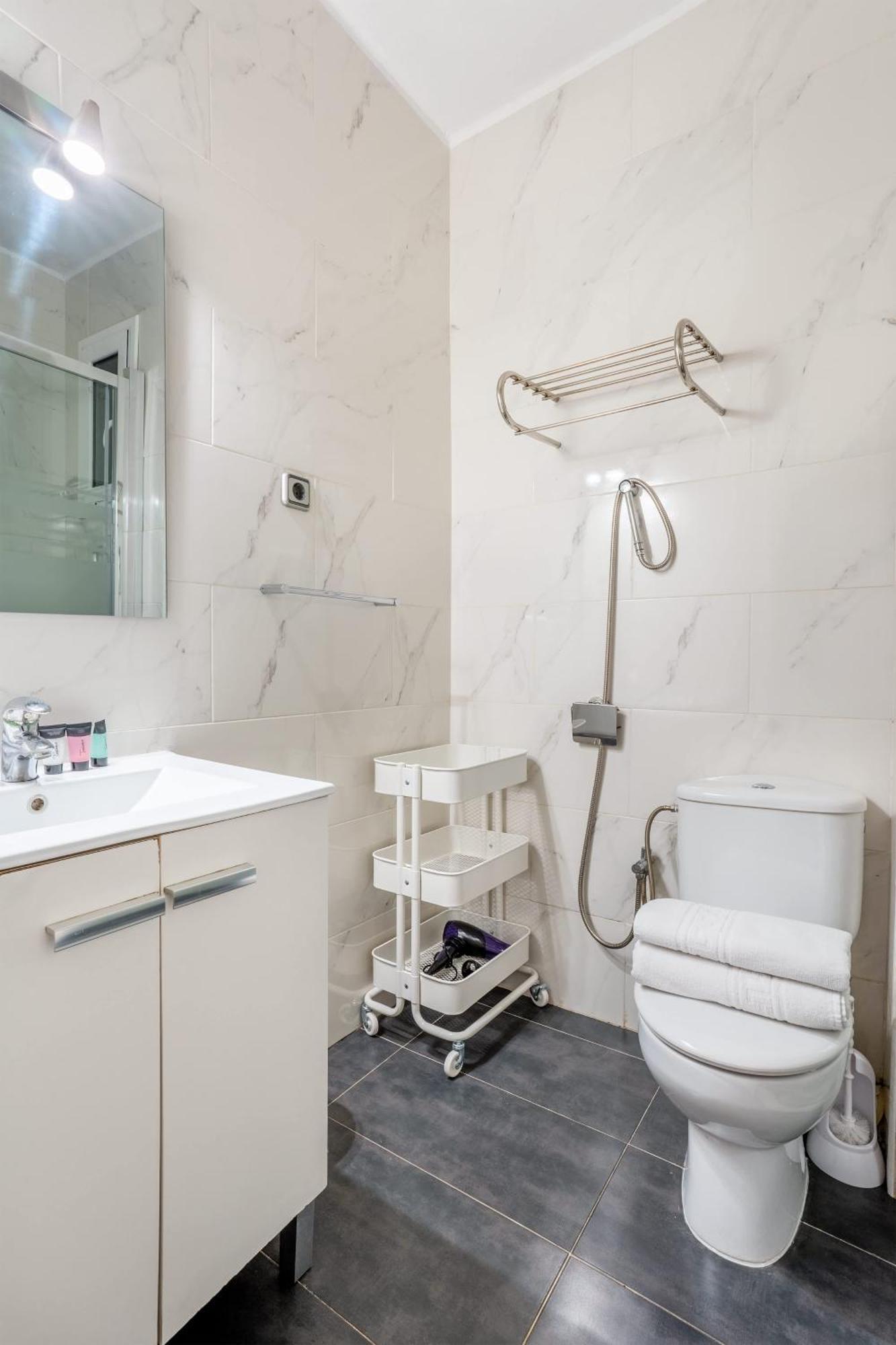 Next To Sagrada Familia 4-bedroom