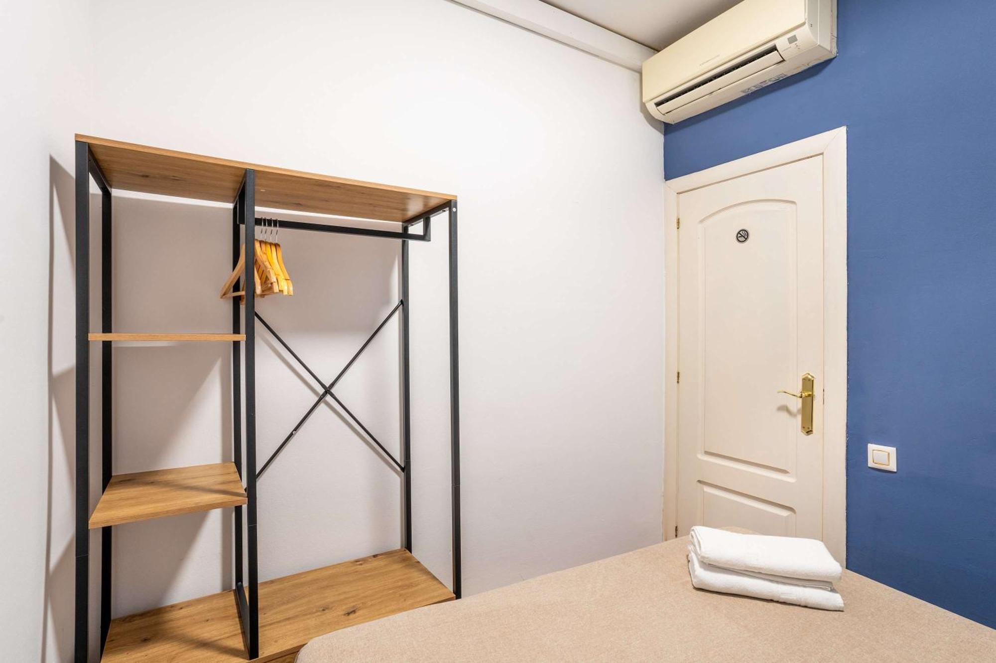 Next To Sagrada Familia 4-bedroom Apartamento