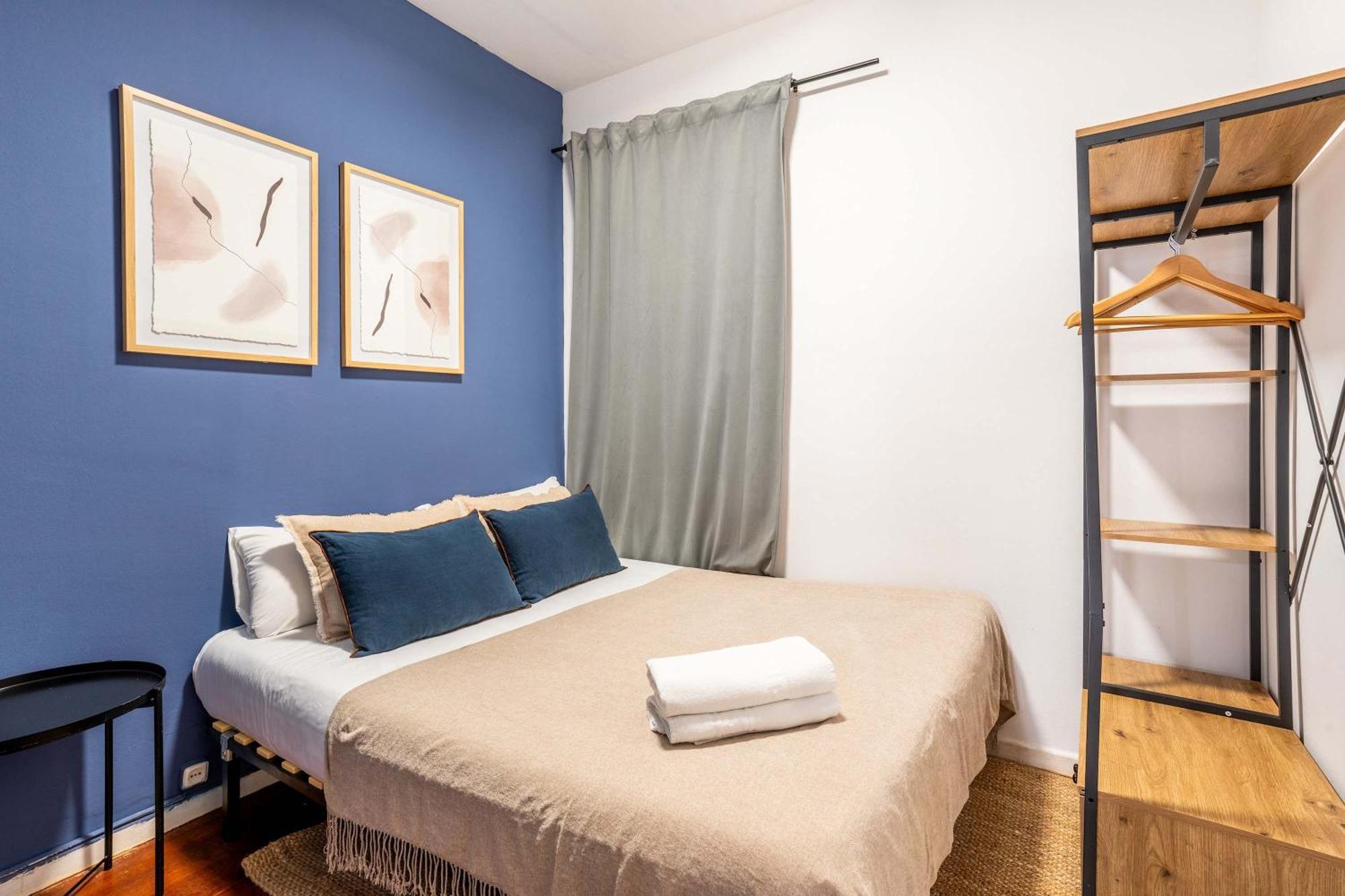 Next To Sagrada Familia 4-bedroom