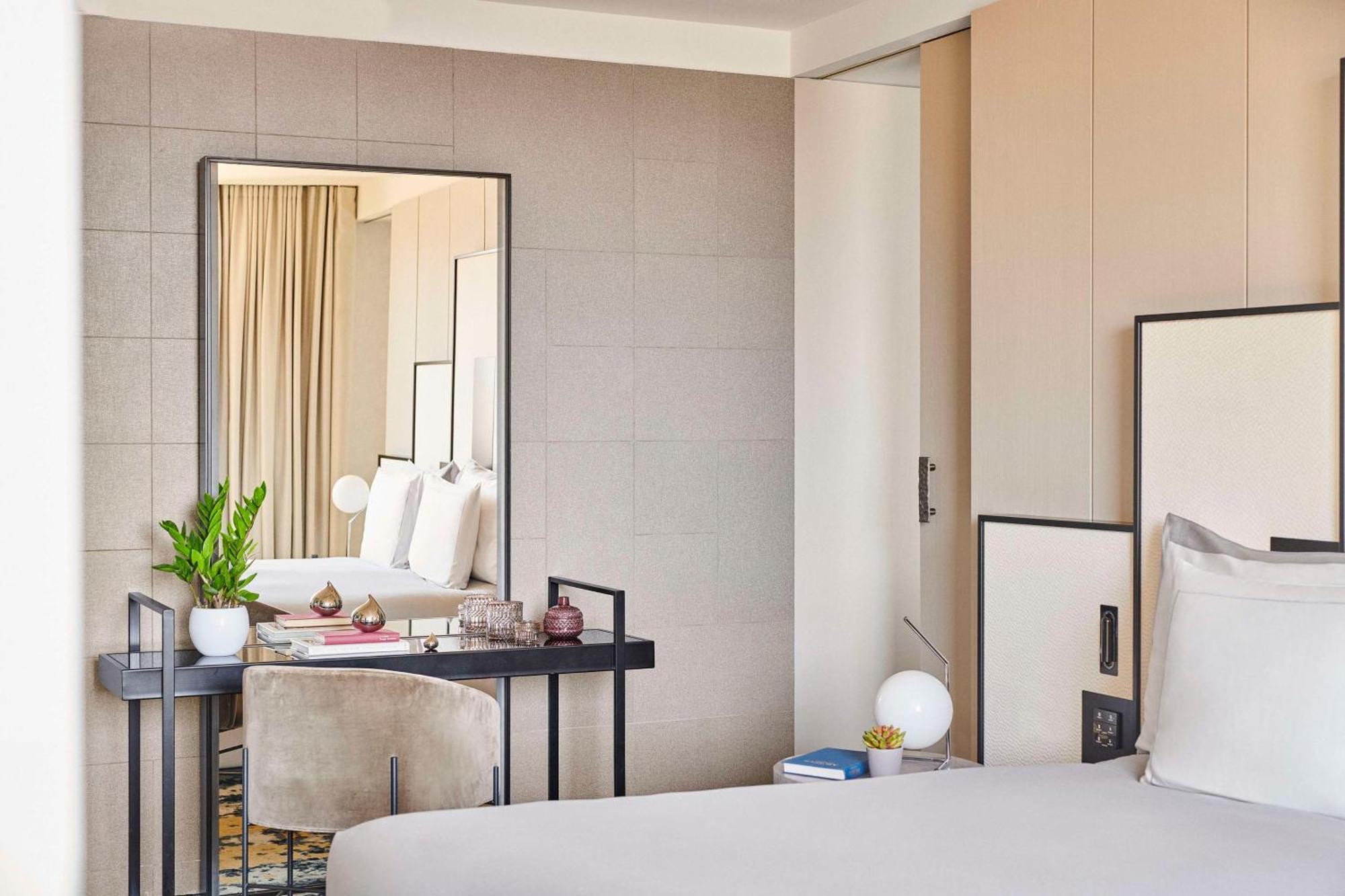 Grand Hyatt Hotel