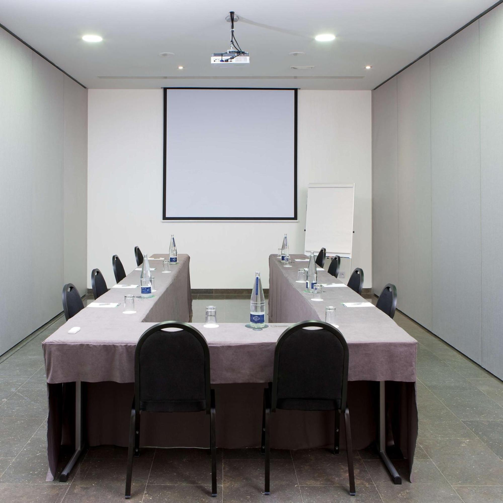 Nh Diagonal Center Hotel 3*
