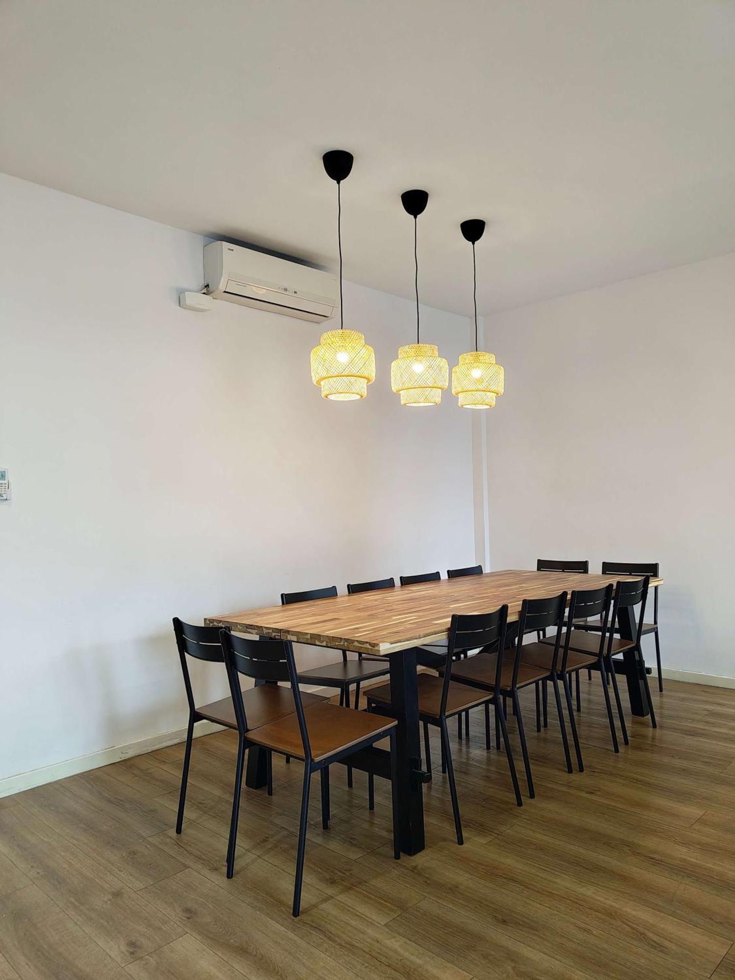 Big For 14 In The Heart Of Eixample Apartamento