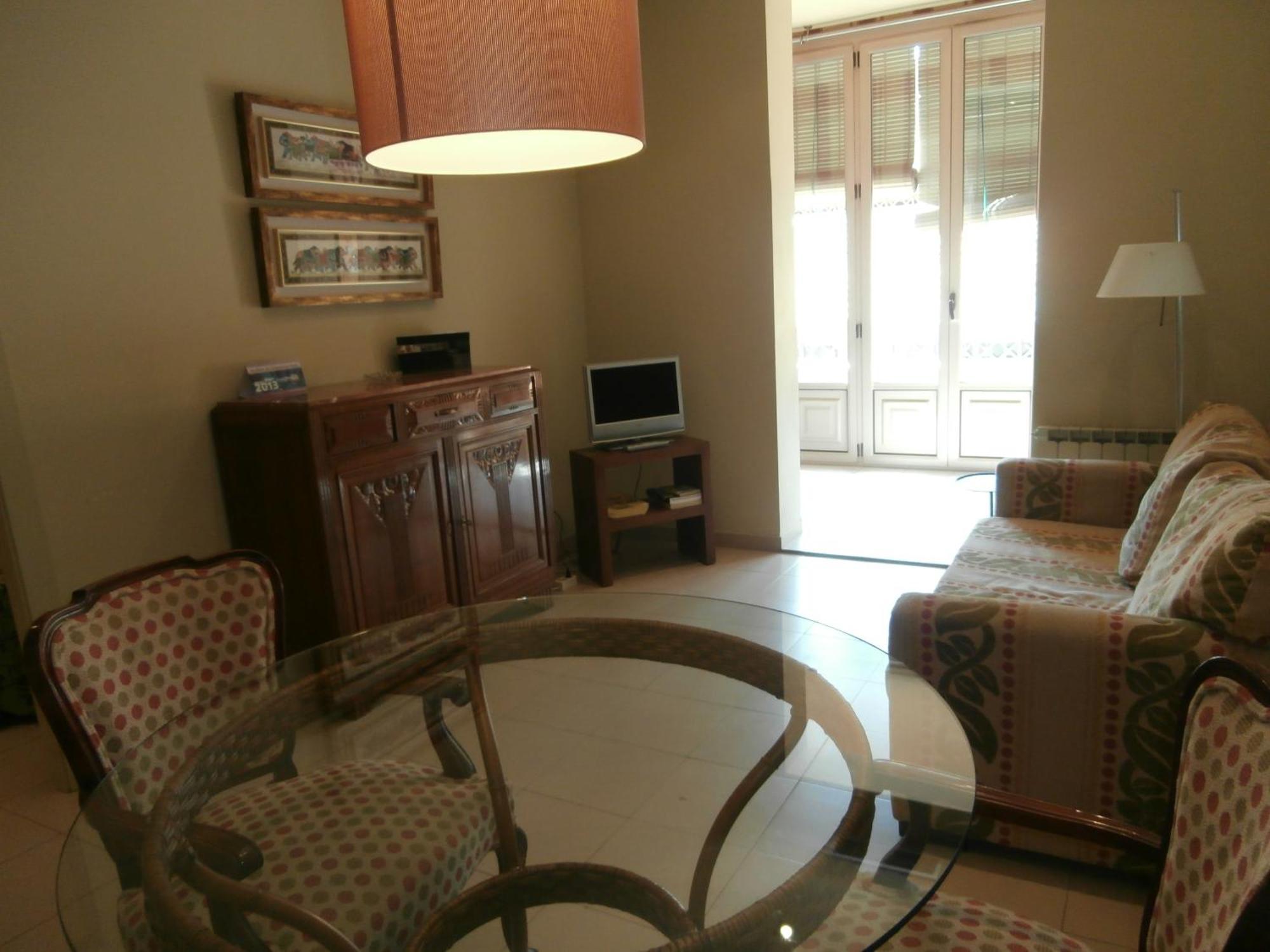 Apartment Sant Jordi Girona 97 *