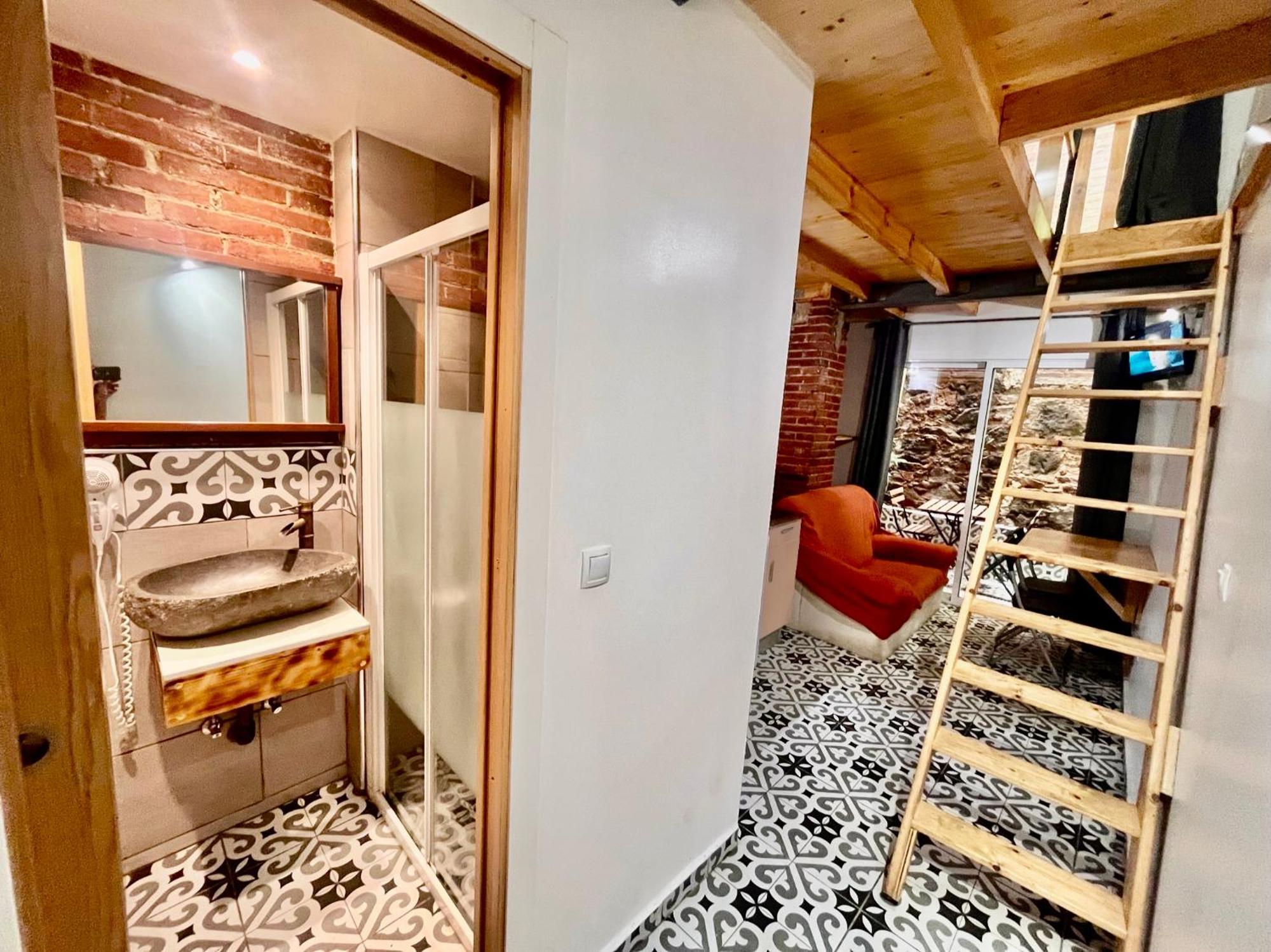 B4 Estudio Nuevo! Cocina Y Bano Privado! A 1 Calle Del Metro
