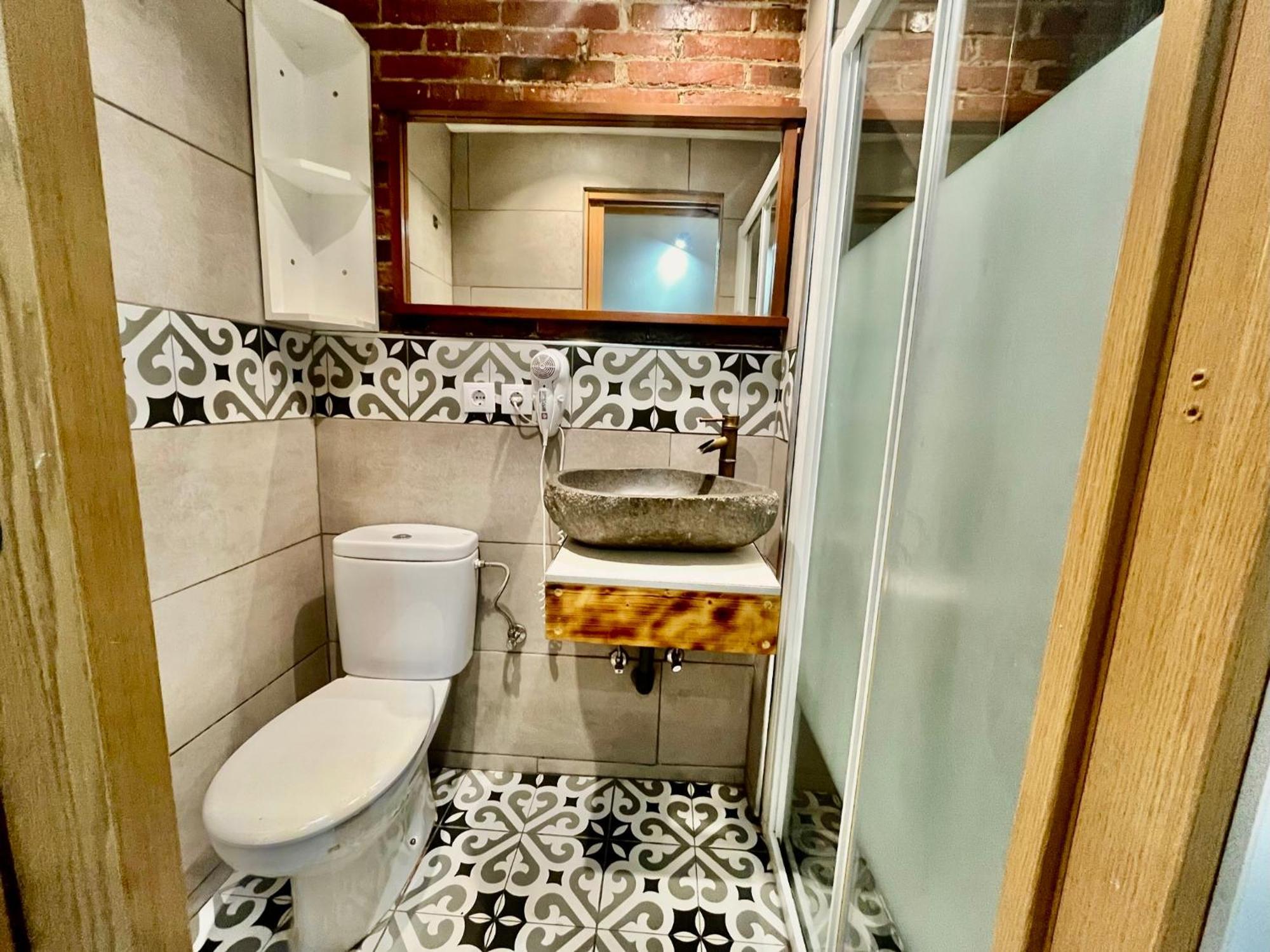 B4 Estudio Nuevo! Cocina Y Bano Privado! A 1 Calle Del Metro Apartment