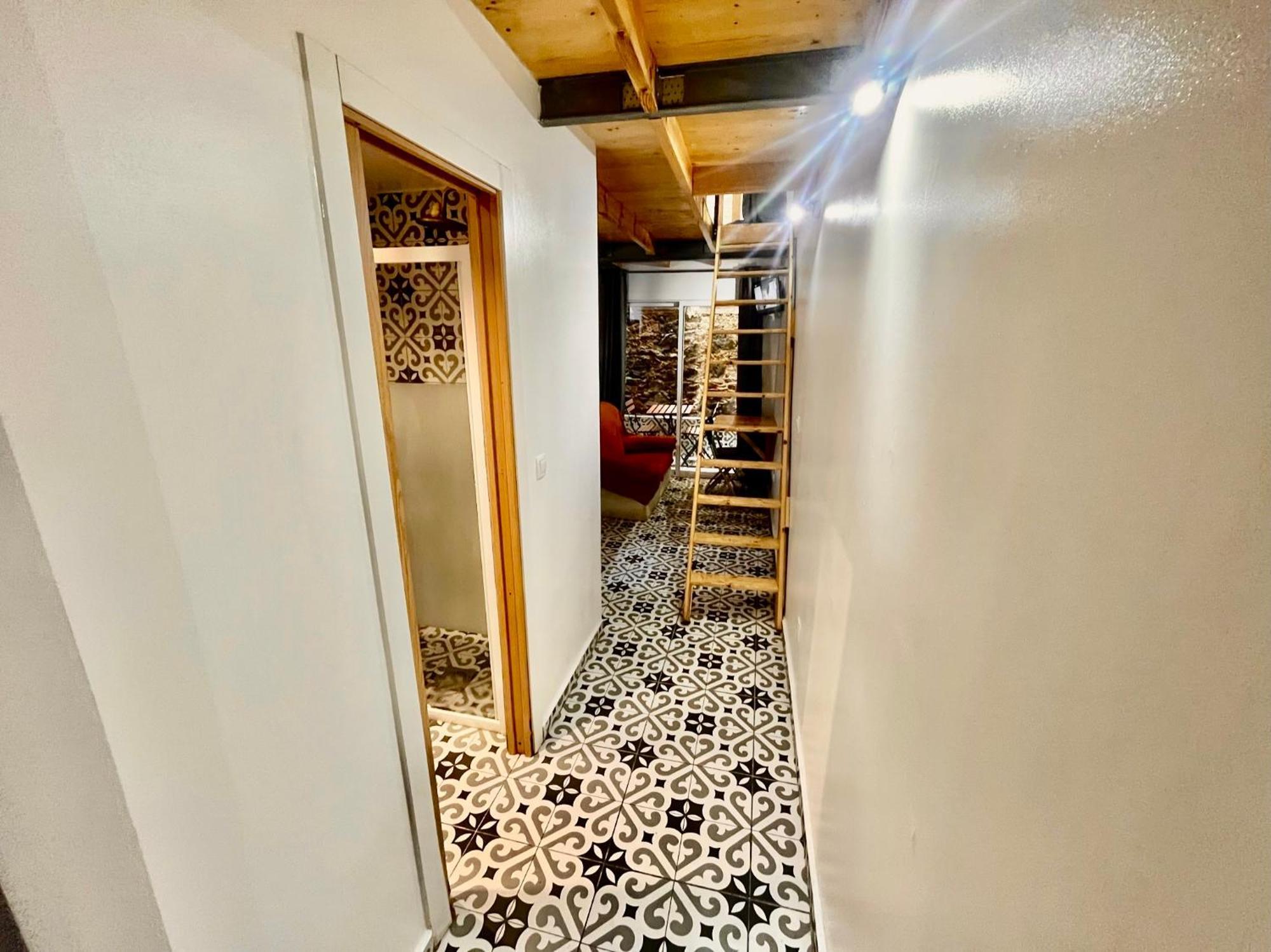 B4 Estudio Nuevo! Cocina Y Bano Privado! A 1 Calle Del Metro Apartment *