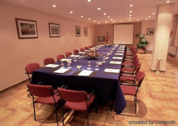 Atiram Hotel 4*