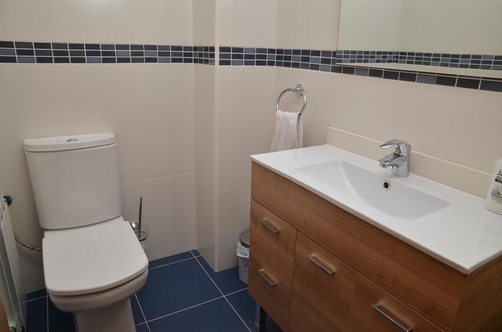 Apartment Navas 2 *