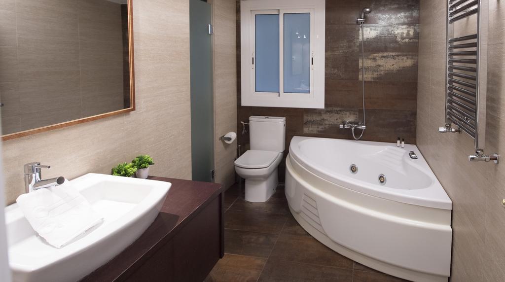 Stylish El Born Apartment *