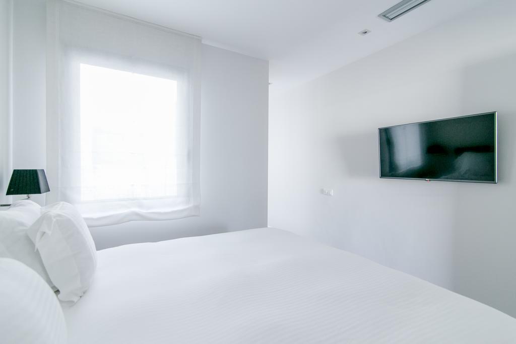 Deco Barcelona-diagonal Apartment *