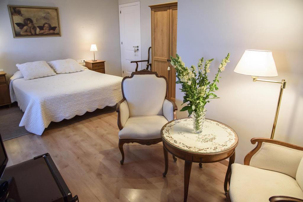 Bed and breakfast Anita's 3*