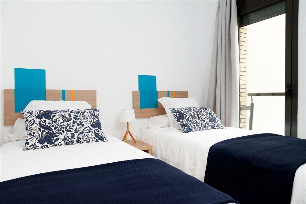 Feelathome Plaza Apartamento *