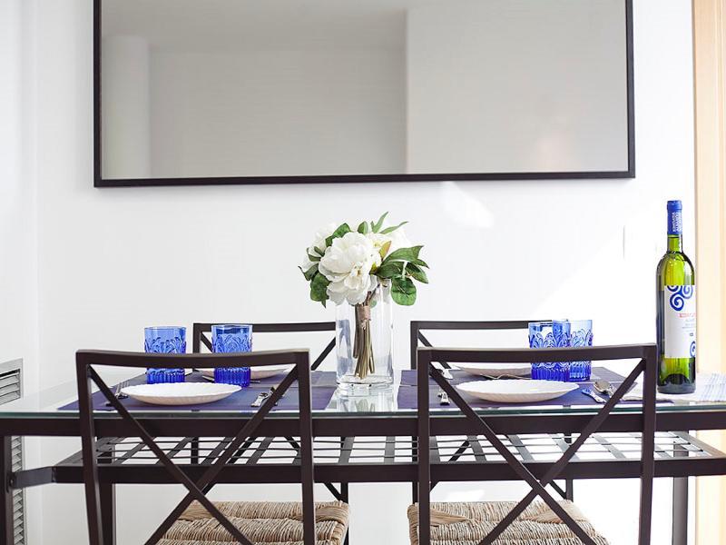 Apartment Charmsuites Nou Rambla Barcelona