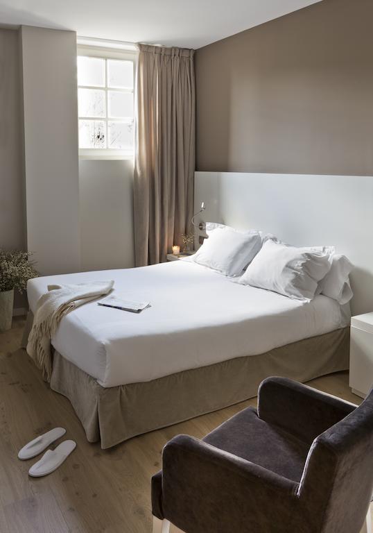 Apartamento Rambla 102 *