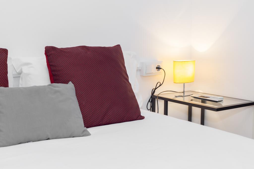 Guest house Brustar Sagrada Familia 2*
