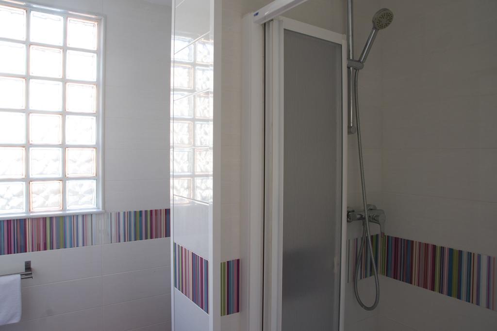 Apartment Barnapartments Basic Gracia