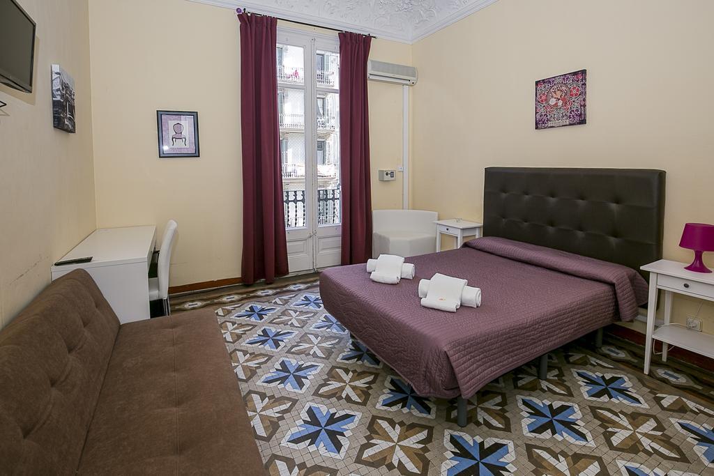 Guest house Balmes Centro 2*