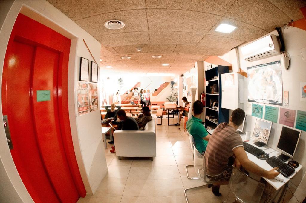 Be Sound Hostel *