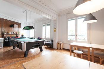 Hostal Wow *