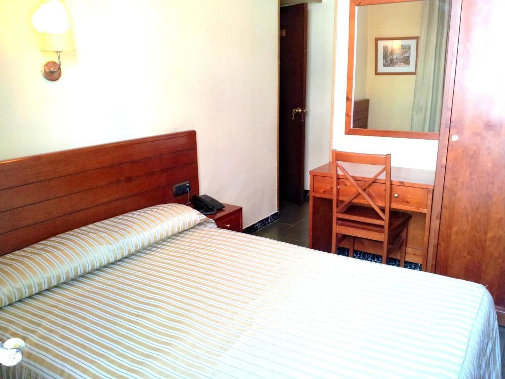 Toledano Ramblas Hotel *
