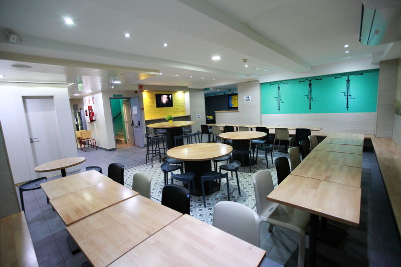 Hostel Sun & Moon Barcelona