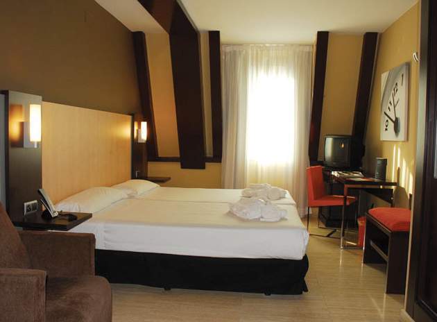 Ilunion Almirante Hotel 4*