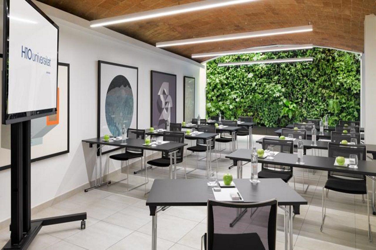 H10 Universitat 4*