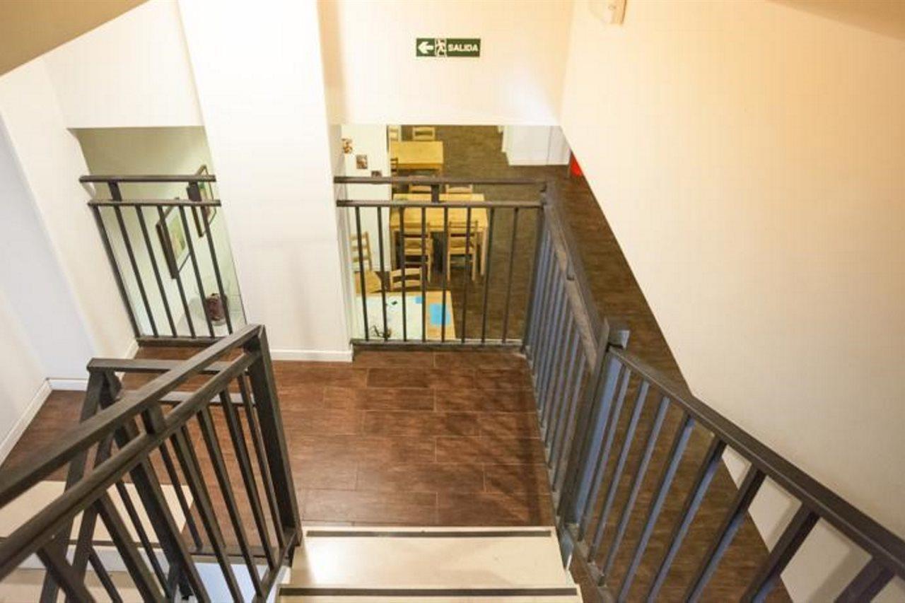 360 Borne Hostal