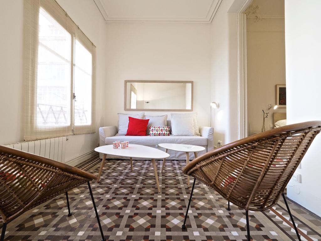 Suites4days Placa Catalunya Design Barcelona