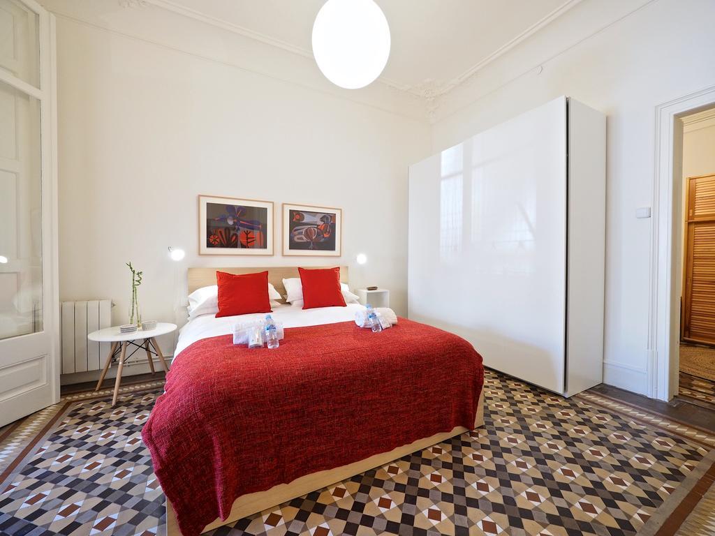 Suites4days Placa Catalunya Design Apartamento *