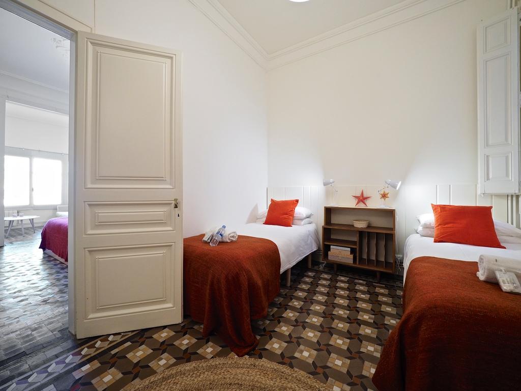 Suites4days Placa Catalunya Design