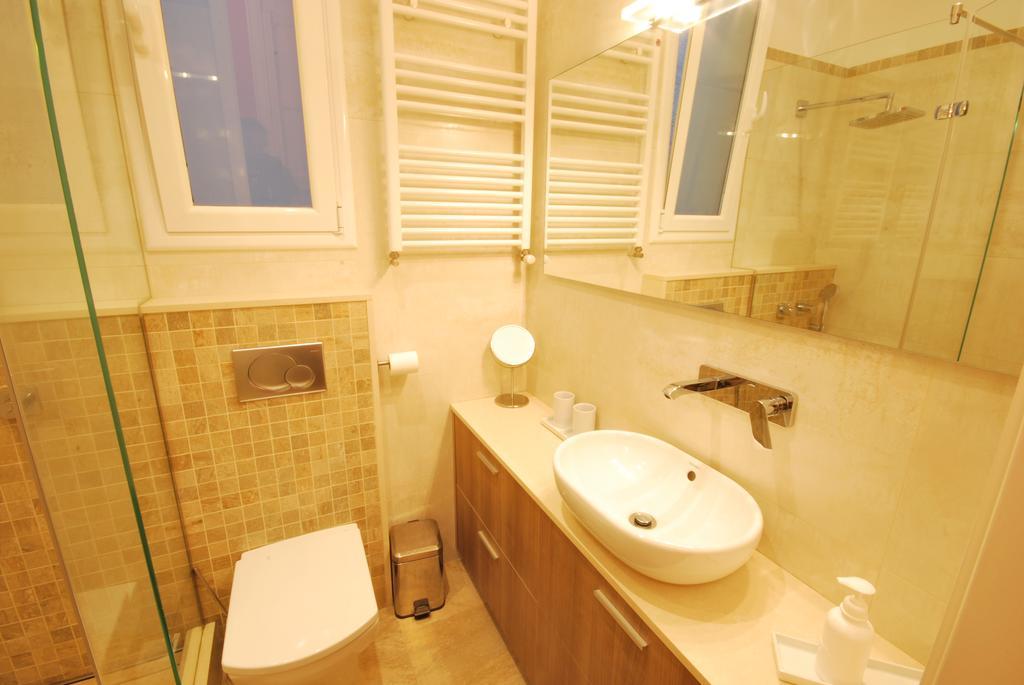 Gaudi Sdb Apartamento *