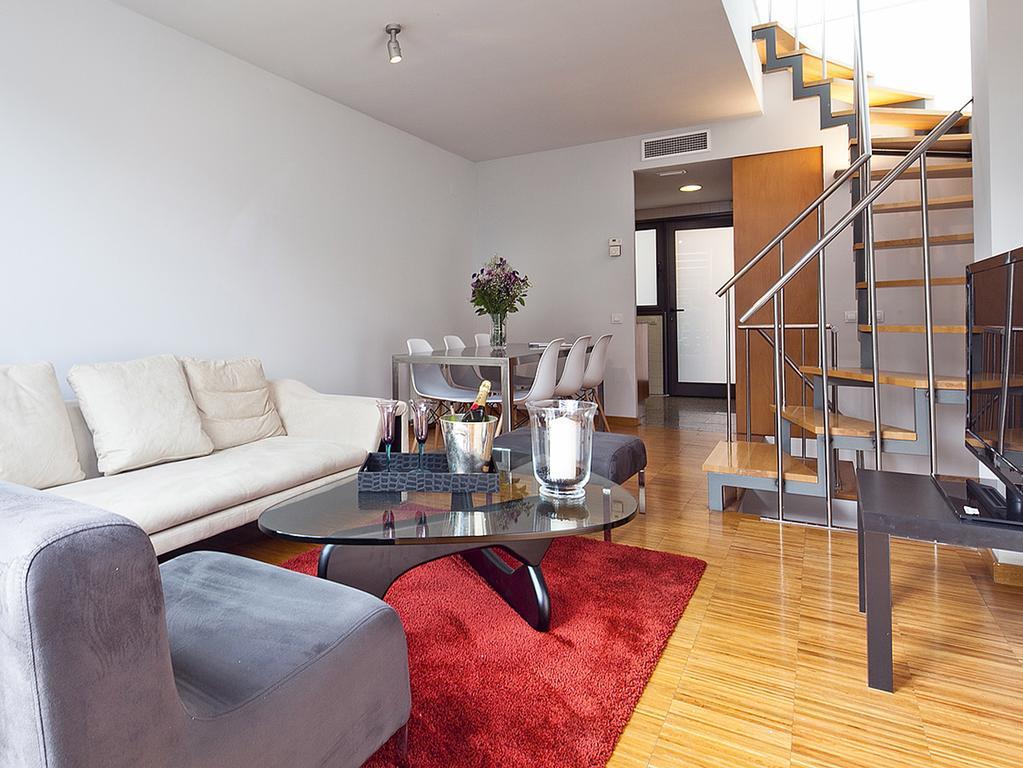Rentals - Penthouse With Terrace * Barcelona