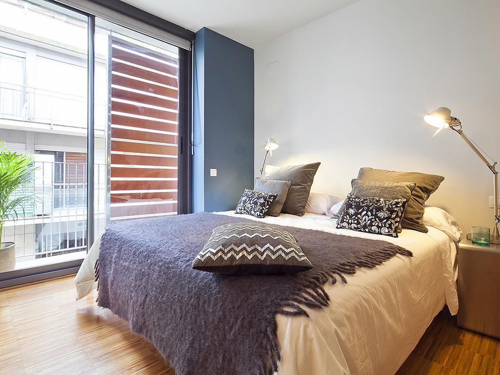 Apartment Rentals - Penthouse With Terrace *